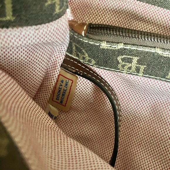 Dooney & Bourke Signature Jacquard Brown Tan Logo Canvas Satchel Purse Classic M - Picture 11 of 12
